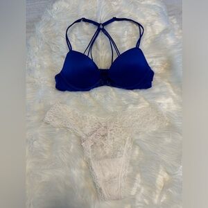 Vintage Very Sexy Blue Victoria Secret Bra and Pantie